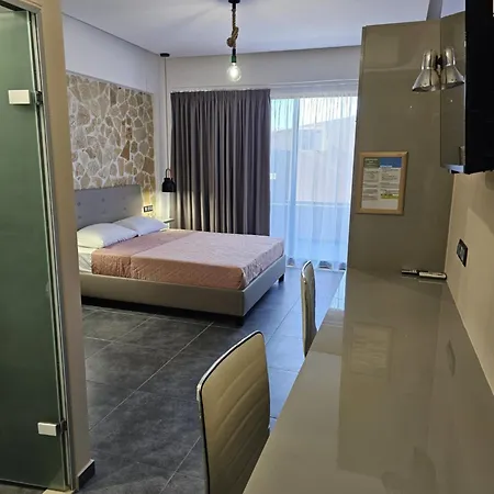 Apartahotel The Santo George 3*